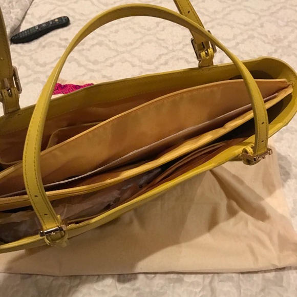 Authentic Tory Burch tote - Picture 4 of 5